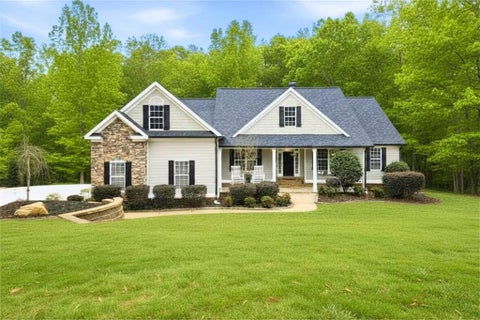 Homes For Sale - 44 S Arbor Shores Drive<br/> Newnan, GA 30265