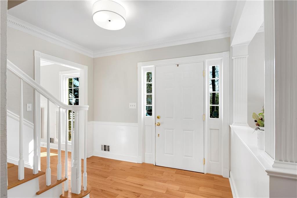 4822 Hampton Lake Drive