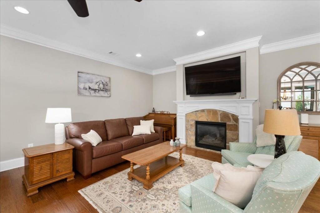 306 Gray Shingle Lane