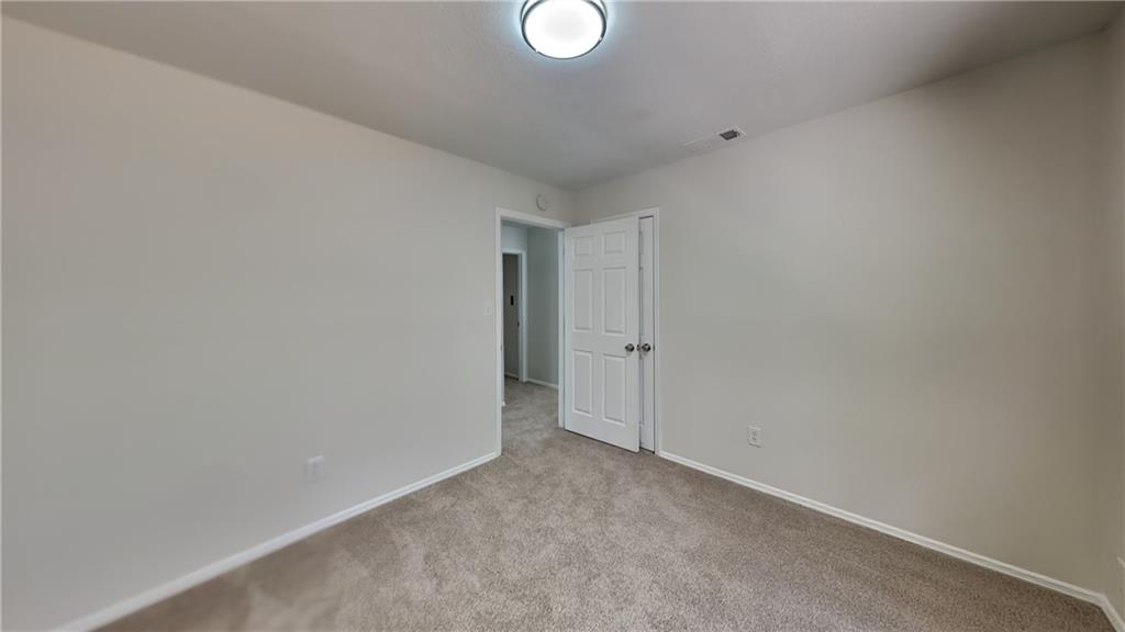 516 N Shore Road, Lithonia, Georgia image 7