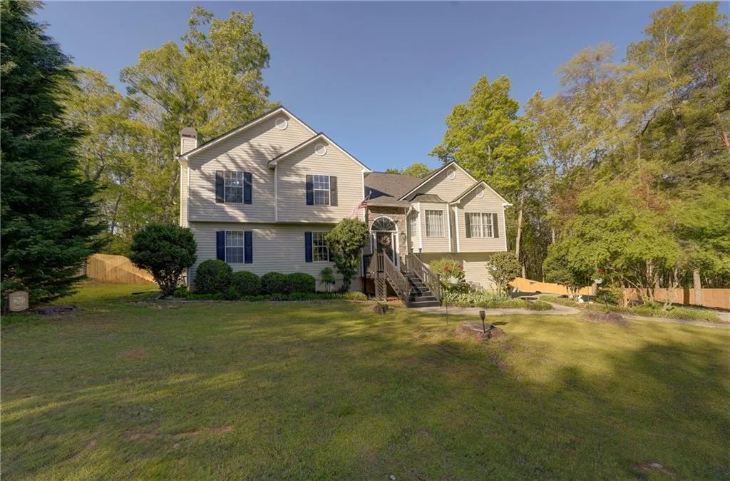 Canton, Georgia 30114, United States, 4 Bedrooms Bedrooms, ,3 BathroomsBathrooms,Residential,Active,105788