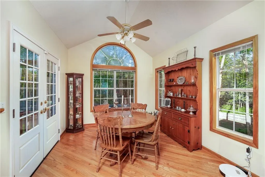 Canton, Georgia 30114, United States, 4 Bedrooms Bedrooms, ,3 BathroomsBathrooms,Residential,Active,105788