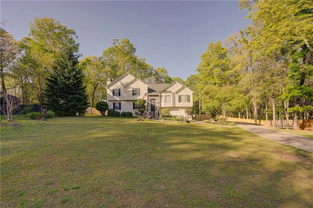 Canton, Georgia 30114, United States, 4 Bedrooms Bedrooms, ,3 BathroomsBathrooms,Residential,Active,105788