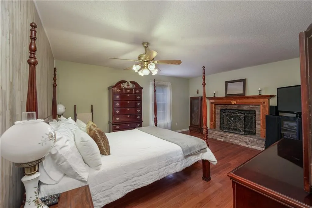 Canton, Georgia 30114, United States, 4 Bedrooms Bedrooms, ,3 BathroomsBathrooms,Residential,Active,105788