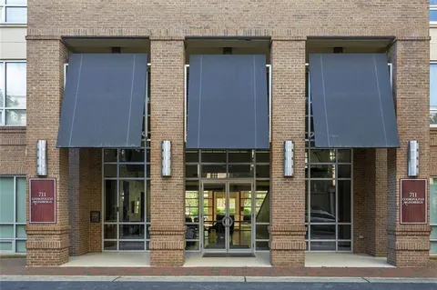 711 Cosmopolitan Drive NE Unit 123, Atlanta, GA 30324 - MLS#: 7540887