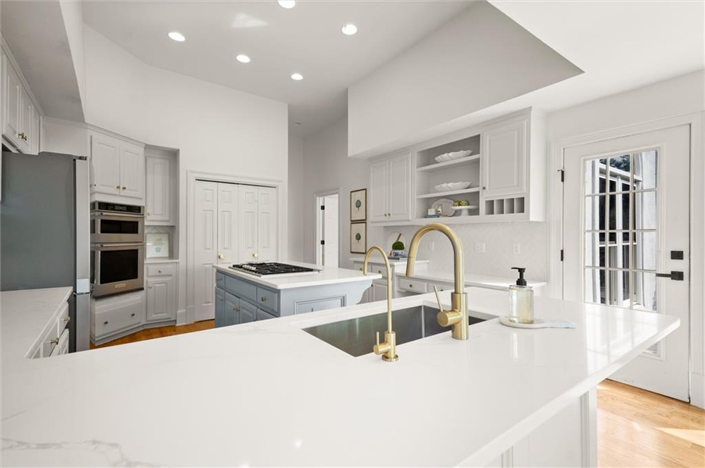 Atlanta Country Club - Residential