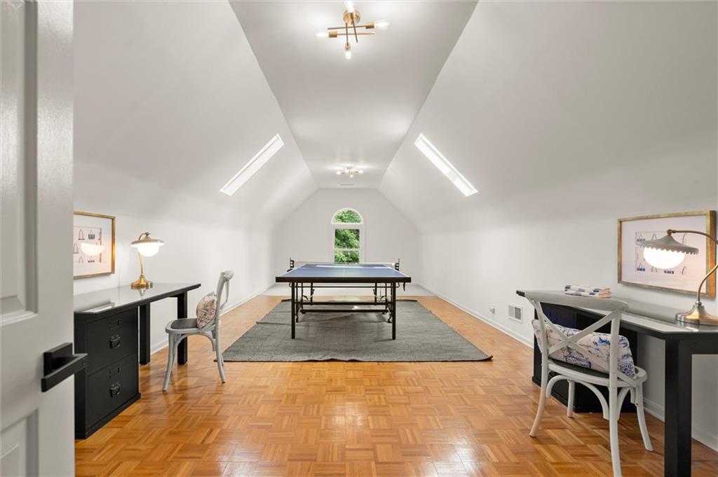 Atlanta Country Club - Residential