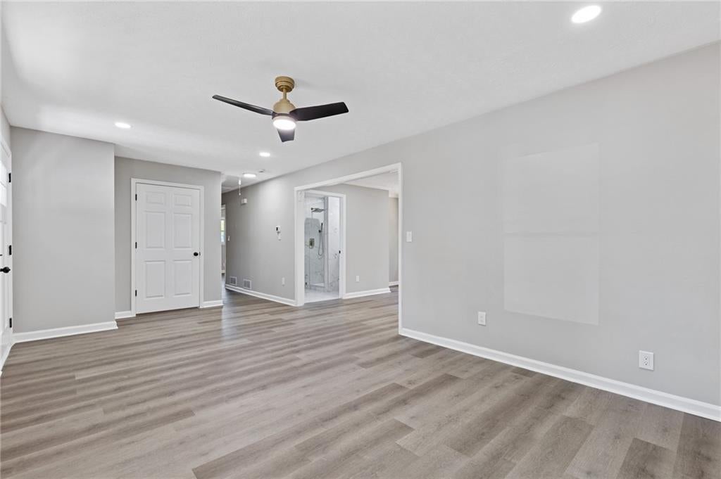 214 Lester Road NW