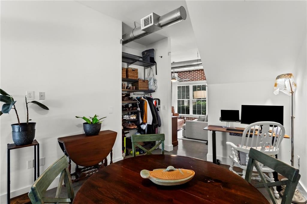 791 Wylie Street SE 1011