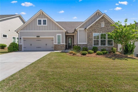 Homes For Sale - 6931 Scenic Overlook Trace<br/> Hall County, Flowery Branch, GA 30542