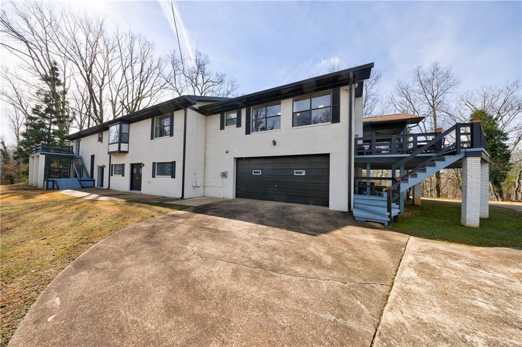 2316 Mountain Crest Place