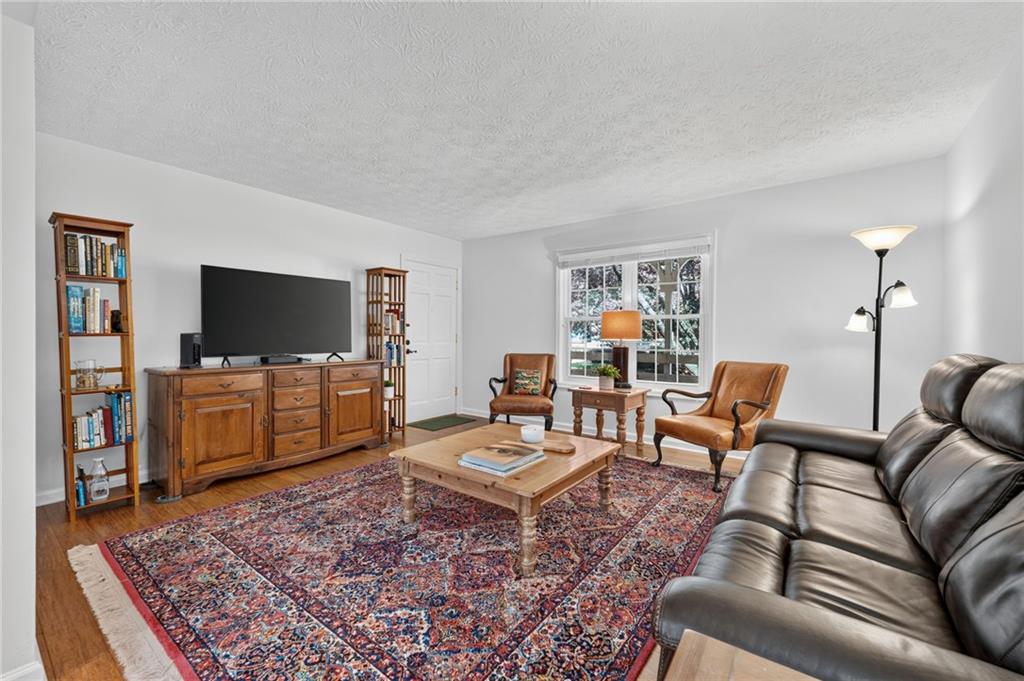 3825 Lavista Road M1