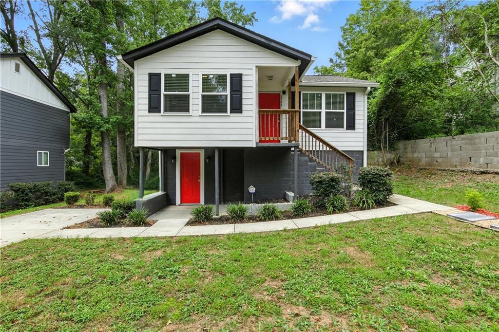 Nestled in the sought-after Dixie Hills neighborhood of Atlanta, this beautifully remodeled 3-bedroom, 2-bathroom home blends comfort, style, and convenience. Positioned on approximately a one-third-acre lot, it offers plenty of space for relaxation, gardening, or entertaining outdoors. A bright and open layout featuring modern fixtures with lovely laminate flooring throughout, Freshly updated kitchen and bathrooms, perfectly designed for both comfort and functionality
A split-bedroom design offers added privacy and practicality—ideal for families, roommates, or a home office setup.
Sprawling across a generous third of an acre, the expansive yard invites endless possibilities—gardening, play zones, or simply relaxing on your private lot.Located just west of Midtown, travel is straightforward via I-75/I-85, with quick access to major thoroughfares like Martin Luther King Jr. Drive and Ashby Street. A short commute brings you into the heart of Atlanta