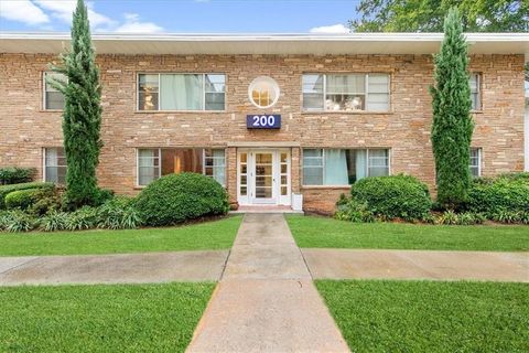 2240 Cheshire Bridge Road 205 Atlanta GA 30324