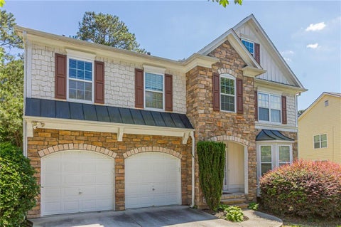 Homes For Sale - 2017 Preserve Creek Way<br/> Loganville, GA 30052