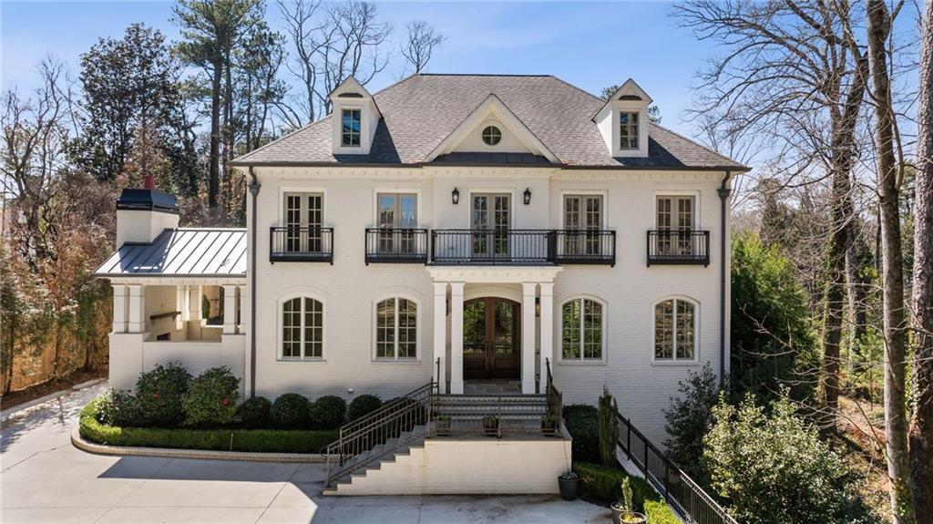 Tuxedo Park - Residential