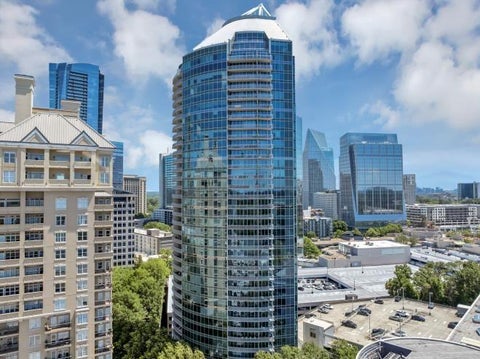 Condo For Sale - 3338 NE Peachtree Road #508<br/> Atlanta, GA 30326