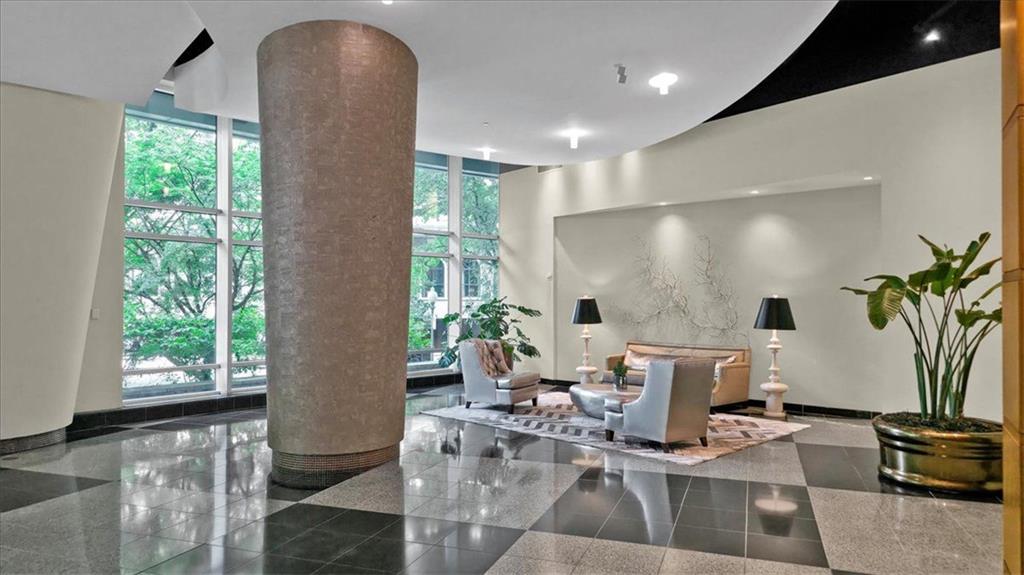 3338 NE Peachtree Road NE 508