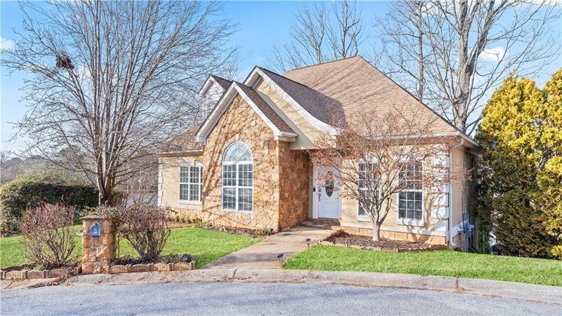 405 Creek View Court