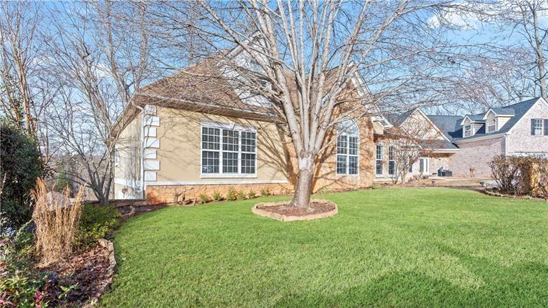 405 Creek View Court