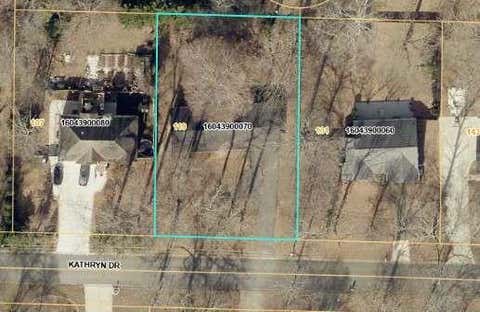 Homes For Sale - 119 Kathryn Drive<br/> Marietta, GA 30066