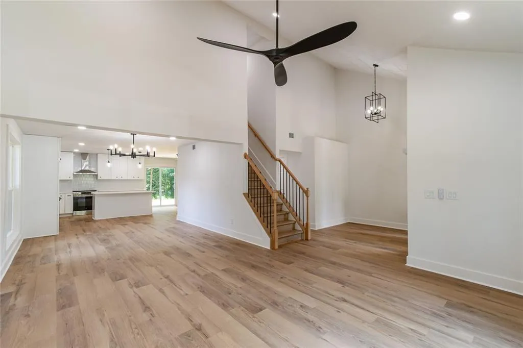 Duluth, Georgia 30096, United States, 4 Bedrooms Bedrooms, ,3 BathroomsBathrooms,Residential,Active,163422