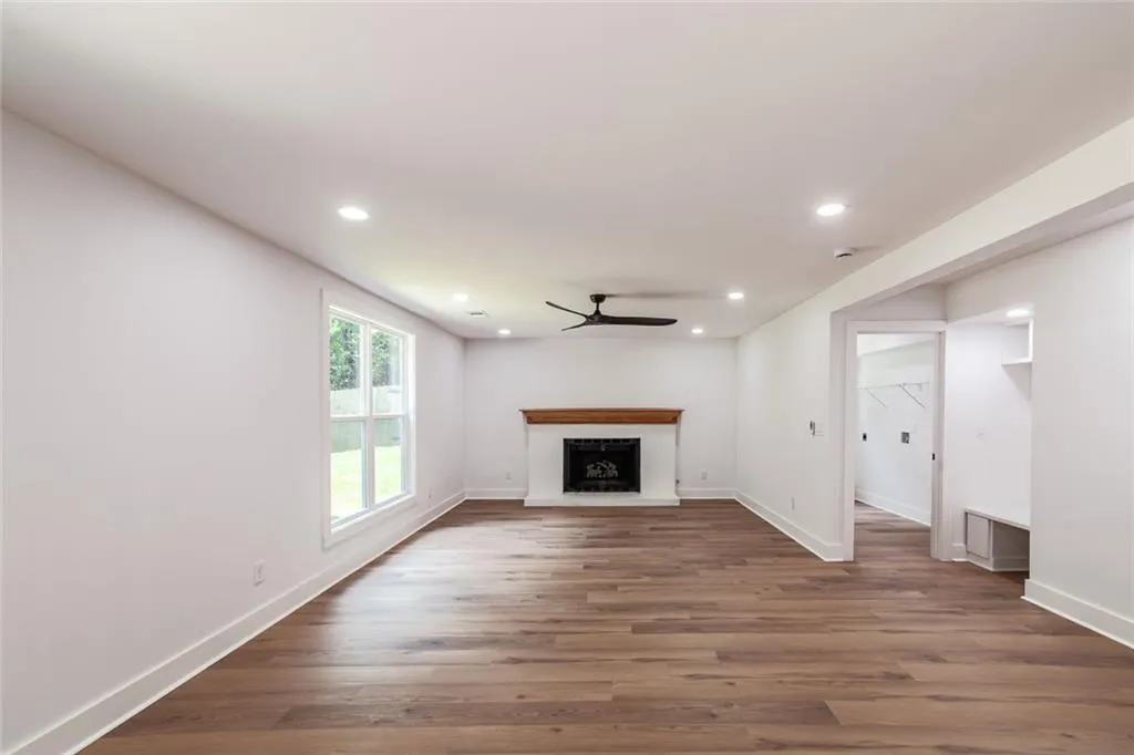 Duluth, Georgia 30096, United States, 4 Bedrooms Bedrooms, ,3 BathroomsBathrooms,Residential,Active,163422