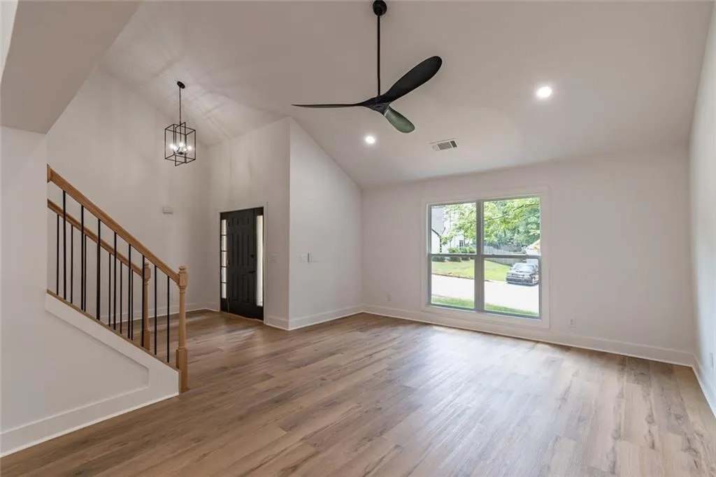 Duluth, Georgia 30096, United States, 4 Bedrooms Bedrooms, ,3 BathroomsBathrooms,Residential,Active,163422