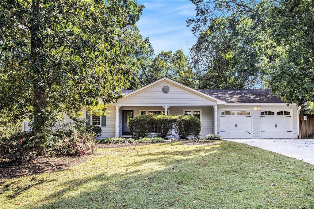 2433 Great Oak Ln, Cumming, GA, 30040