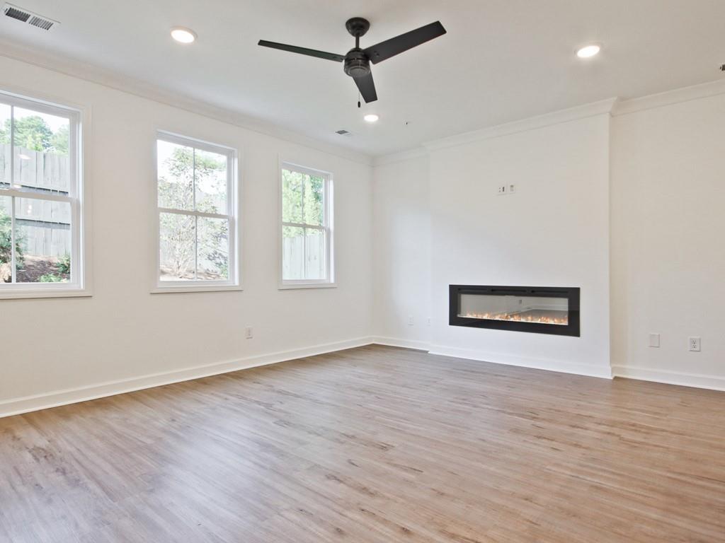 4663 Larkfield Way, Powder Springs, Georgia image 9