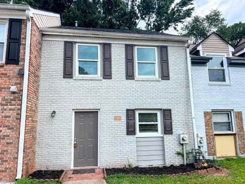 Townhouse For Rent - 872 Baltimore Place<br/> Marietta, GA 30064