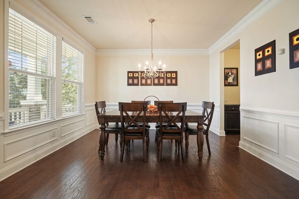 526 Lost Creek Drive, Woodstock, Georgia image 12