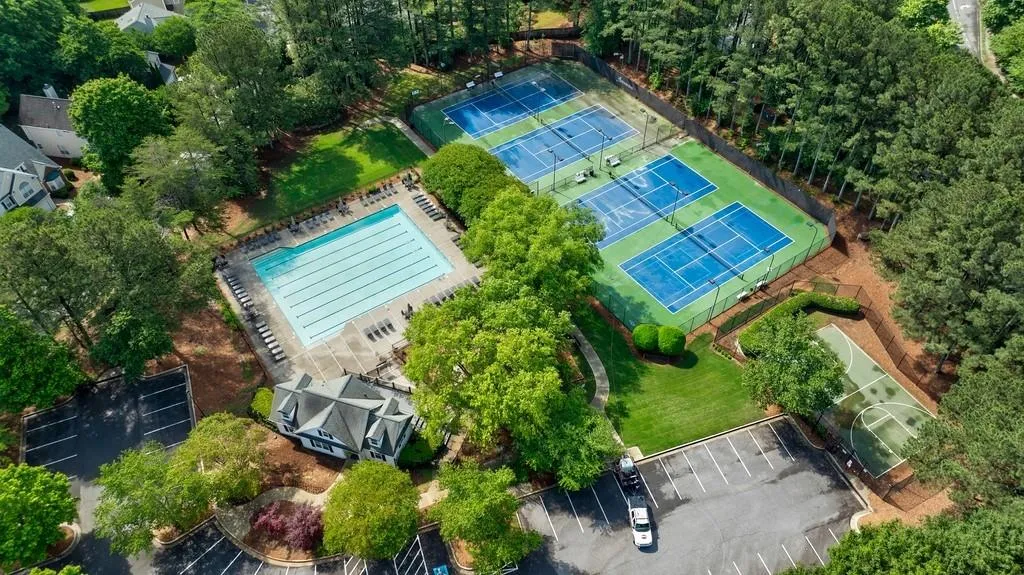 Alpharetta, Georgia 30004, United States, 3 Bedrooms Bedrooms, ,2 BathroomsBathrooms,Residential,Pending,131479