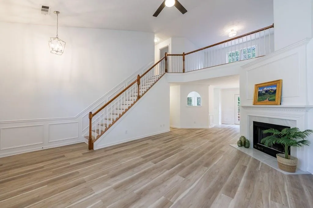 Alpharetta, Georgia 30004, United States, 3 Bedrooms Bedrooms, ,2 BathroomsBathrooms,Residential,Pending,131479