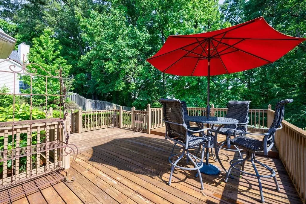 Alpharetta, Georgia 30004, United States, 3 Bedrooms Bedrooms, ,2 BathroomsBathrooms,Residential,Pending,131479