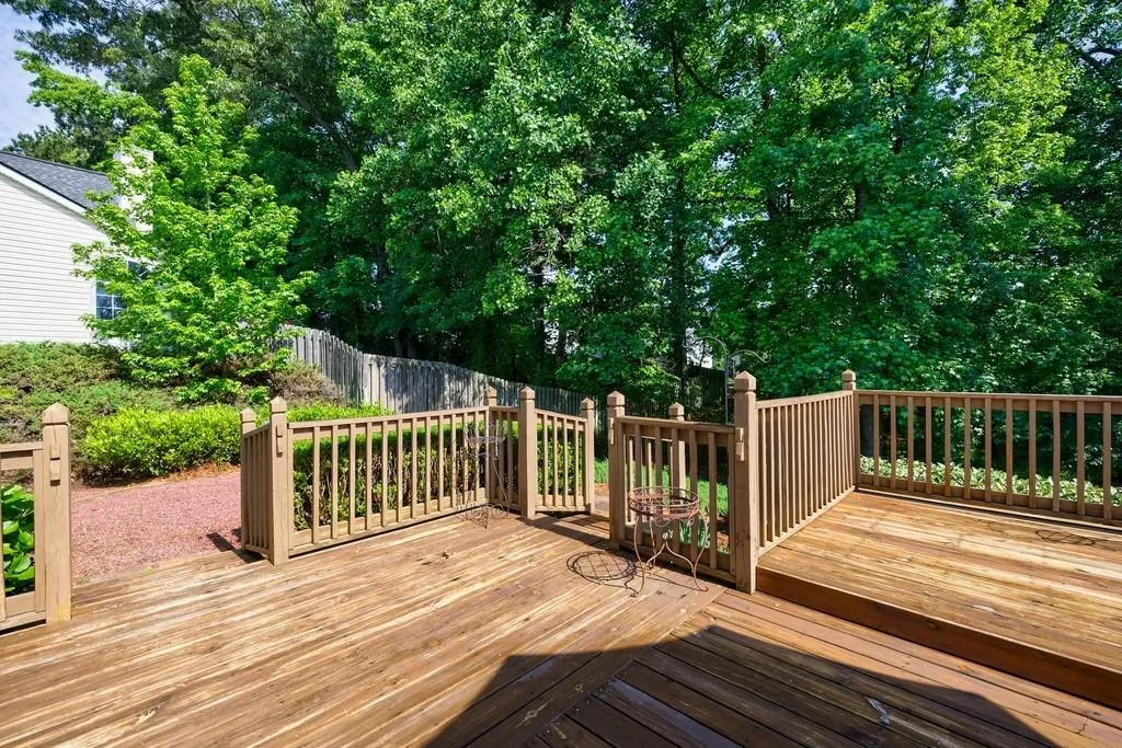 Alpharetta, Georgia 30004, United States, 3 Bedrooms Bedrooms, ,2 BathroomsBathrooms,Residential,Pending,131479