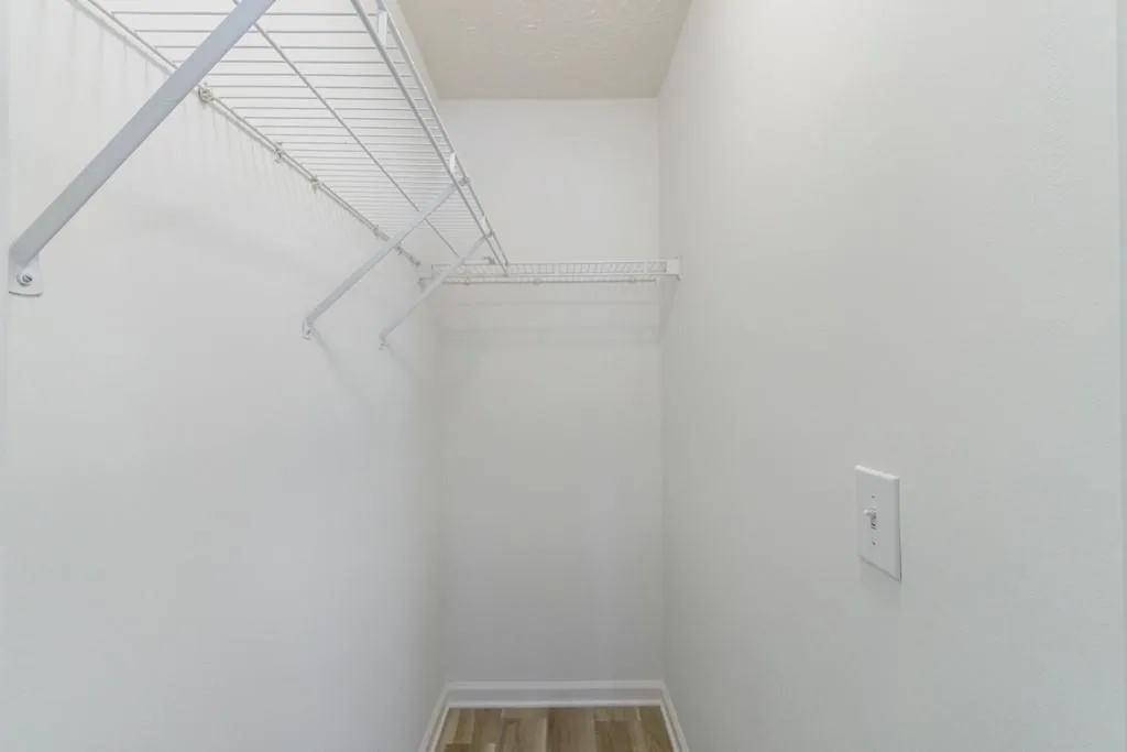 Alpharetta, Georgia 30004, United States, 3 Bedrooms Bedrooms, ,2 BathroomsBathrooms,Residential,Pending,131479