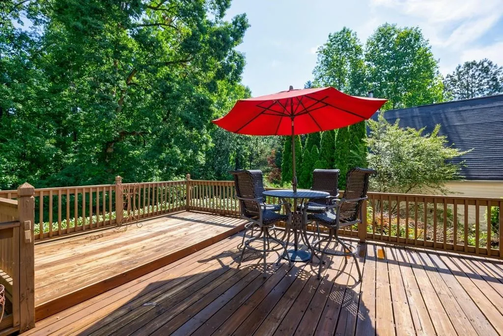 Alpharetta, Georgia 30004, United States, 3 Bedrooms Bedrooms, ,2 BathroomsBathrooms,Residential,Pending,131479