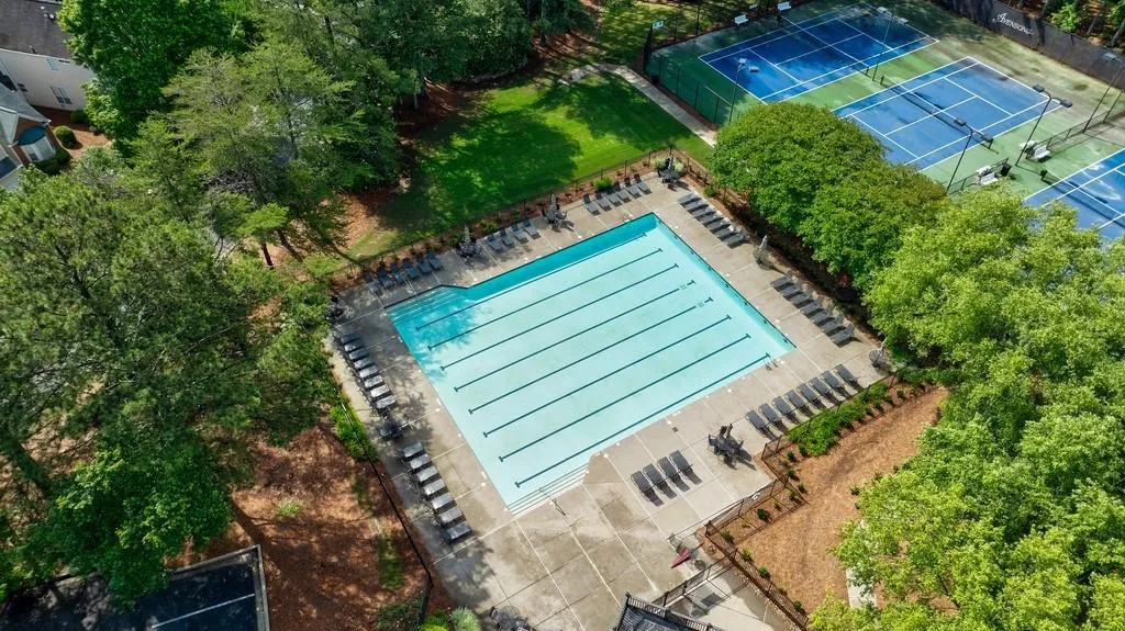 Alpharetta, Georgia 30004, United States, 3 Bedrooms Bedrooms, ,2 BathroomsBathrooms,Residential,Pending,131479