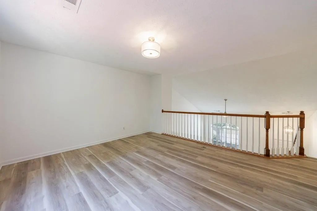 Alpharetta, Georgia 30004, United States, 3 Bedrooms Bedrooms, ,2 BathroomsBathrooms,Residential,Pending,131479