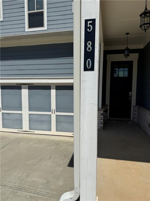 580 Avondale Hills Drive