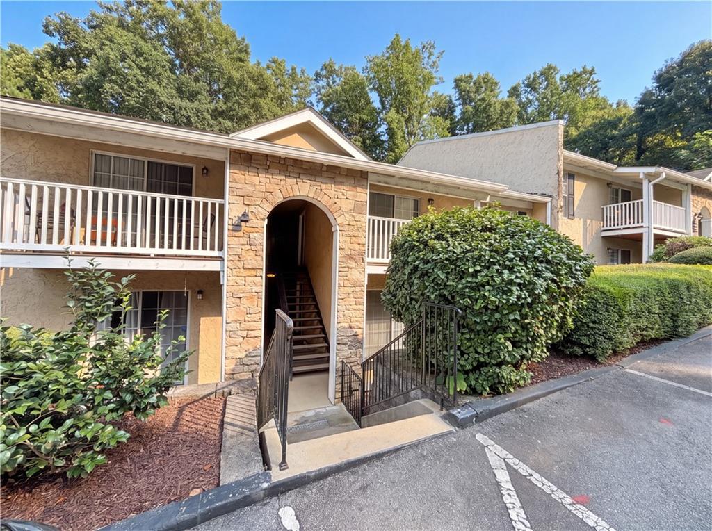 3175 Seven Pines Court 204
