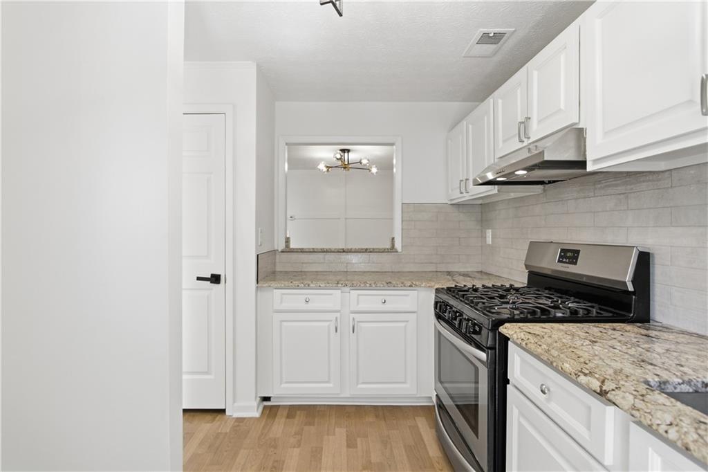 1107 Wynnes Ridge Circle SE