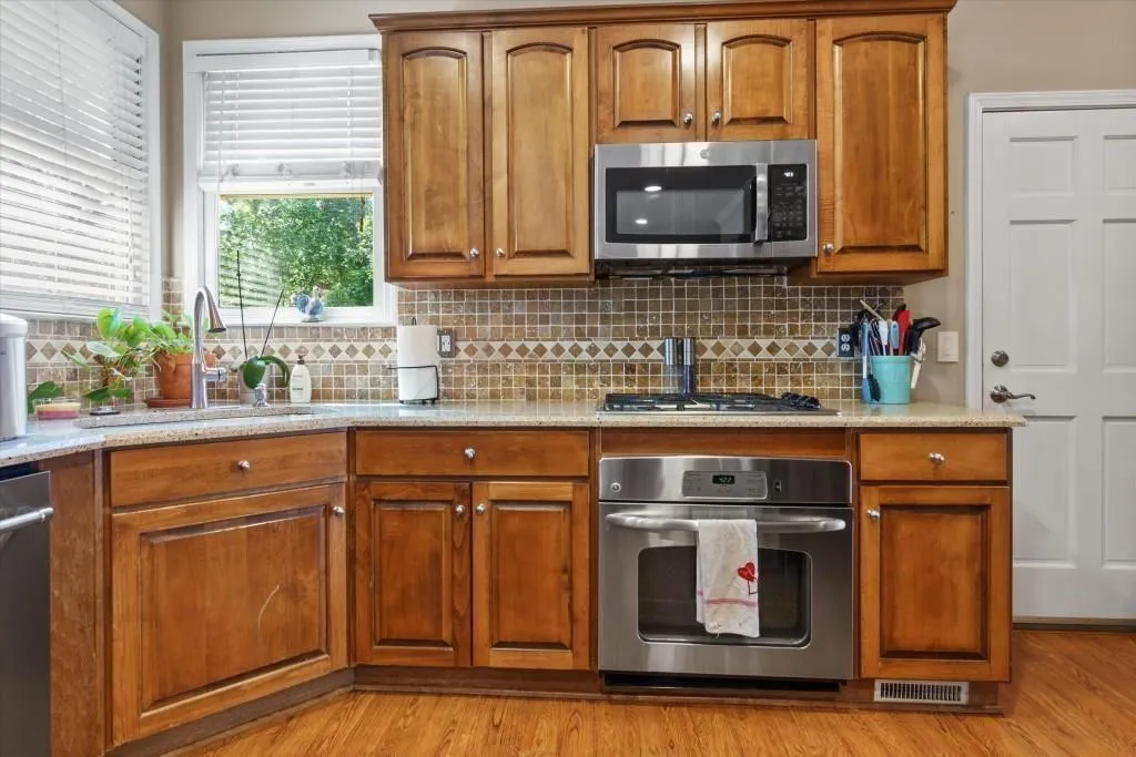 Woodstock, Georgia 30189, United States, 5 Bedrooms Bedrooms, ,4 BathroomsBathrooms,Residential,Active,133037