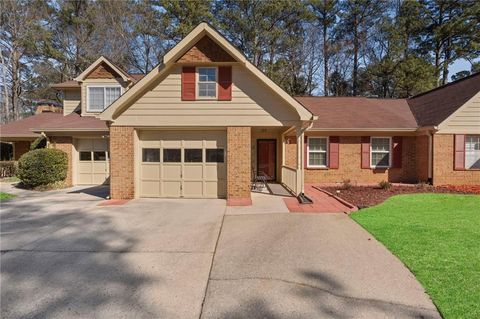 2 Dover Trail Peachtree City GA 30269