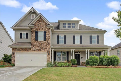Homes For Sale - 7720 Farrow Pass Circle<br/> Cumming, GA 30028