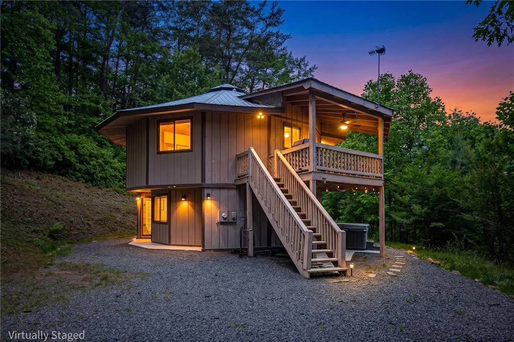 174 Chestnut Ridge