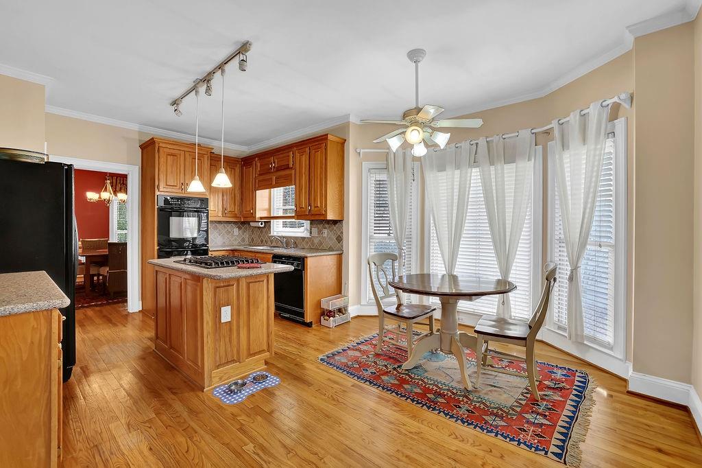 2492 Summeroak Drive