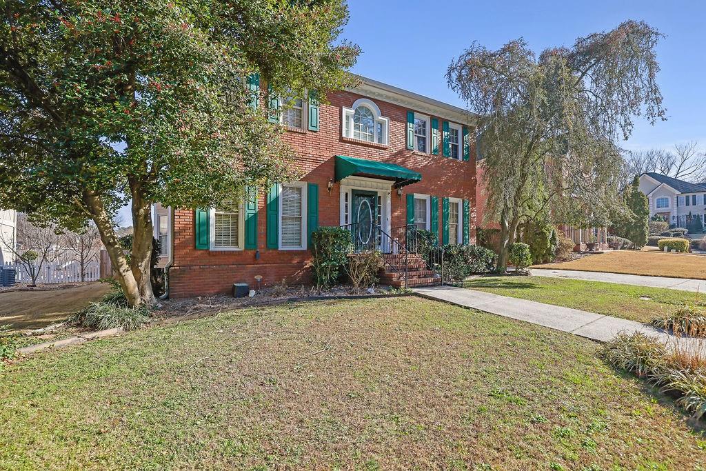 2492 Summeroak Drive