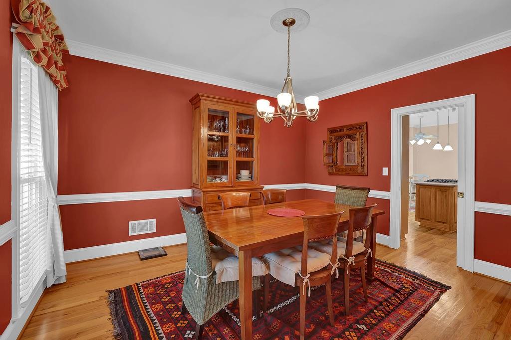 2492 Summeroak Drive